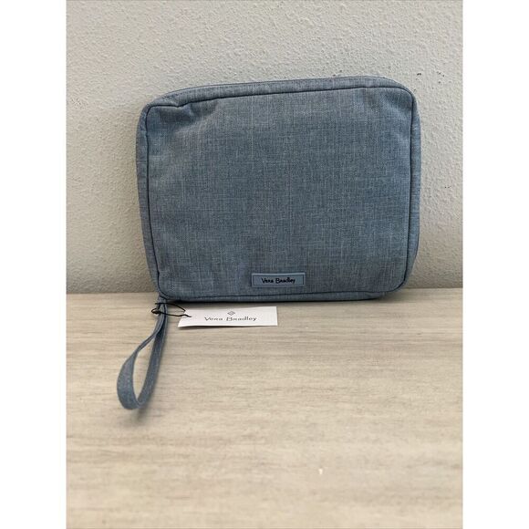Vera Bradley Lighten Up Wipes Wipe Pouch Zen Gray Blue NWT - Picture 1 of 9